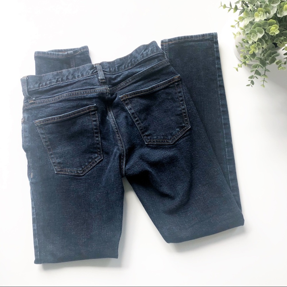 Old Navy Men’s Slim Dark Wash Jeans Size 28x30